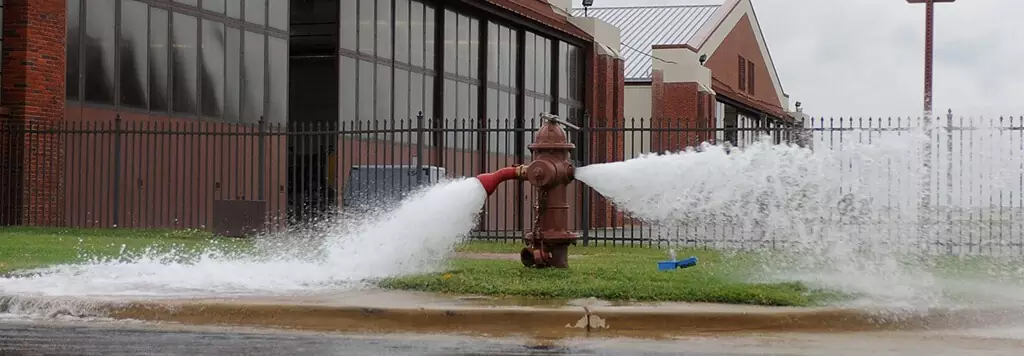 Flushing water from fire hydrant